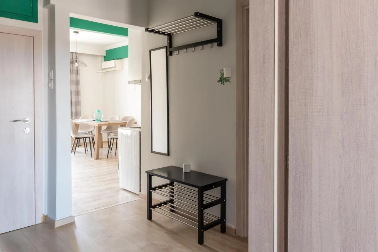90 négyzetméteres, 2 hálószobás, 1 saját fürdőszobával rendelkező Apartman Vadaris-Dikastiria negye Szaloniki